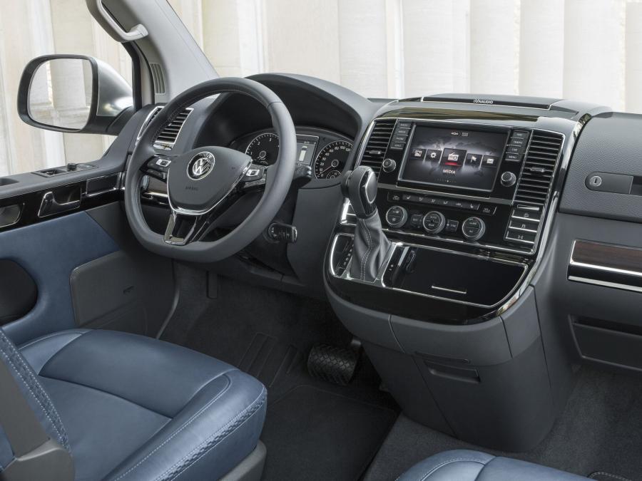  Volkswagen Multivan Alltrack Concept 2014 года  (фото 16 из 18)